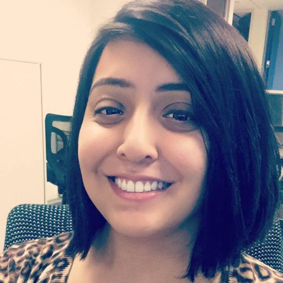 Meet your Posher, Liz - Picture 1 of 1